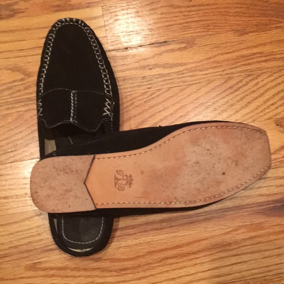 Tommy Bahama Suede Mule Slides - Picture 2 of 3